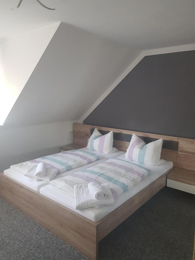 Ruhig gelegenes Objekt - Netflix,Balkon, Nespressomaschine, Fahrräder- 7 Minuten vom See für den perfekten Urlaub im Süden Uhldingen-Mühlhofen Exterior foto